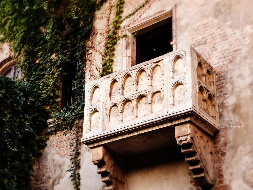 B&B Poesia Verona Exterior foto
